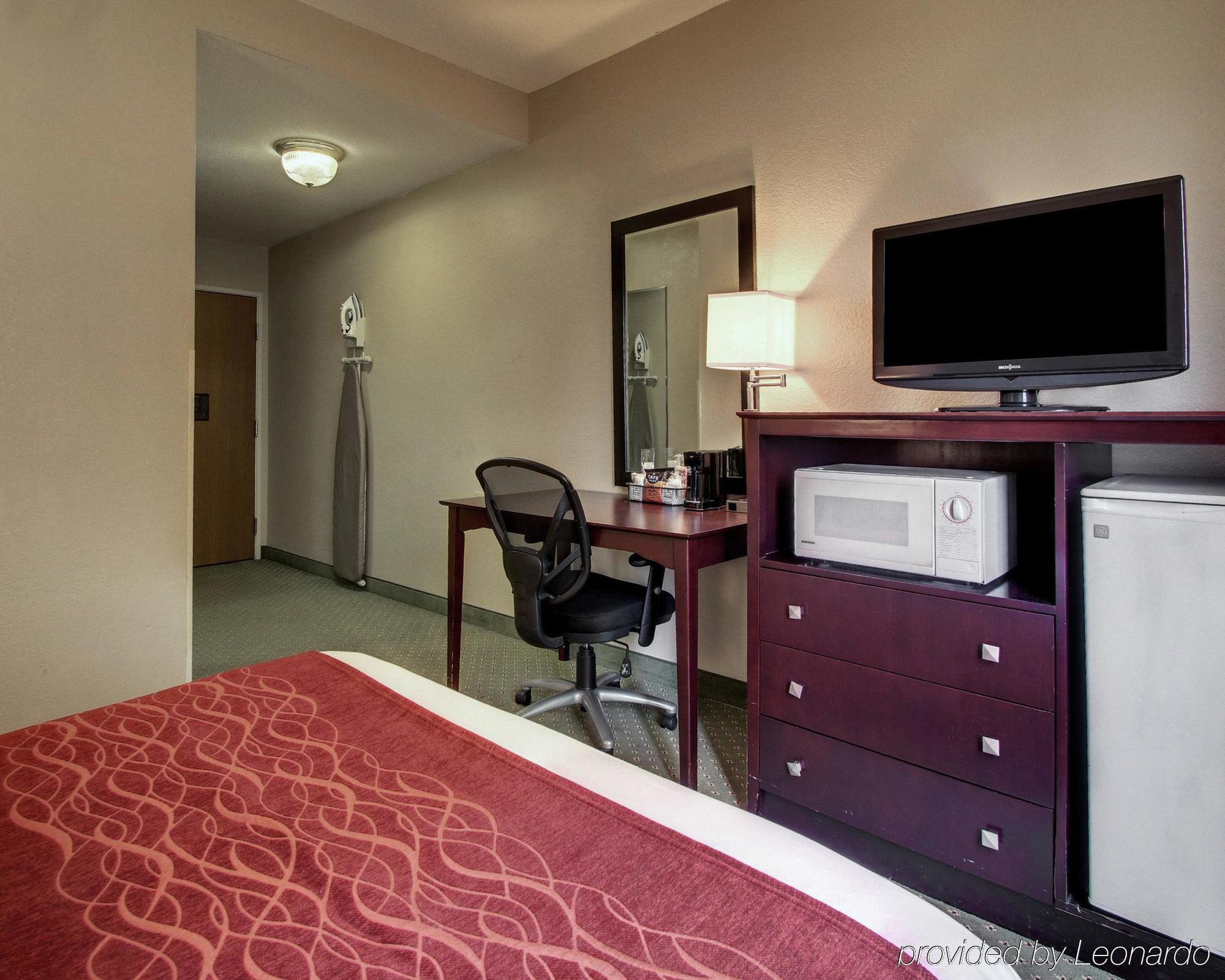 Columbia Inn & Suites Kültér fotó