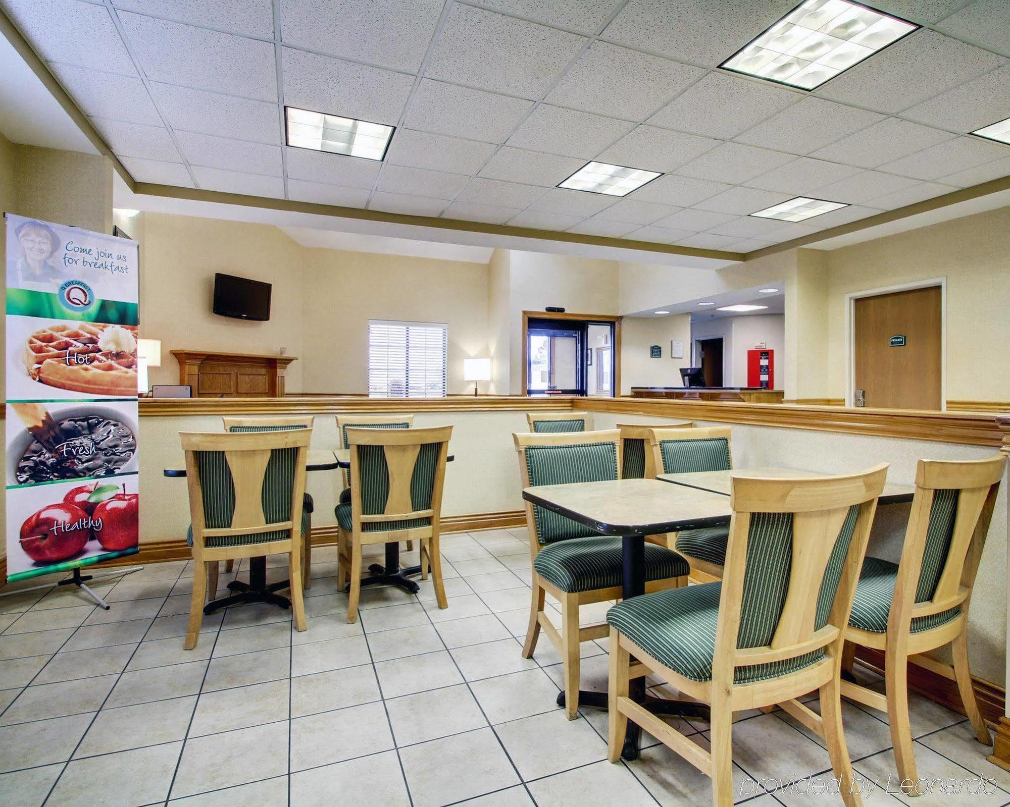 Columbia Inn & Suites Kültér fotó